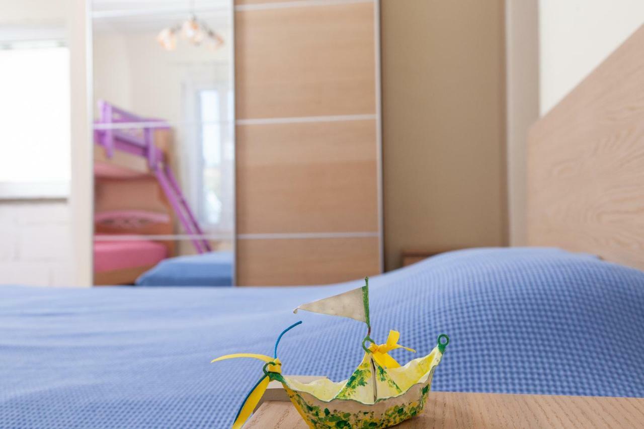 Villa @ Poros Poros Town Bagian luar foto